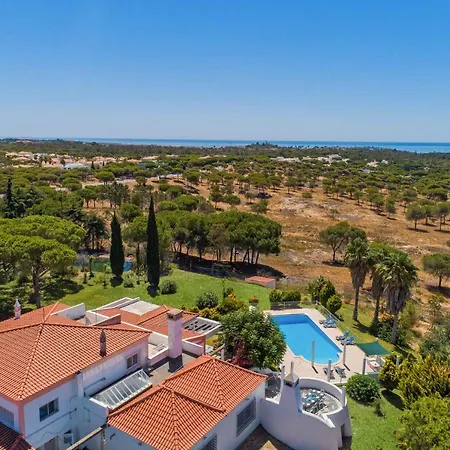 Pinhal Santo By Villa *